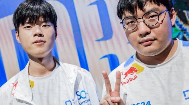 开云体育app-MAD横扫TL，Caps团战一打五焦点之战八强赛，引爆全场热议的简单介绍