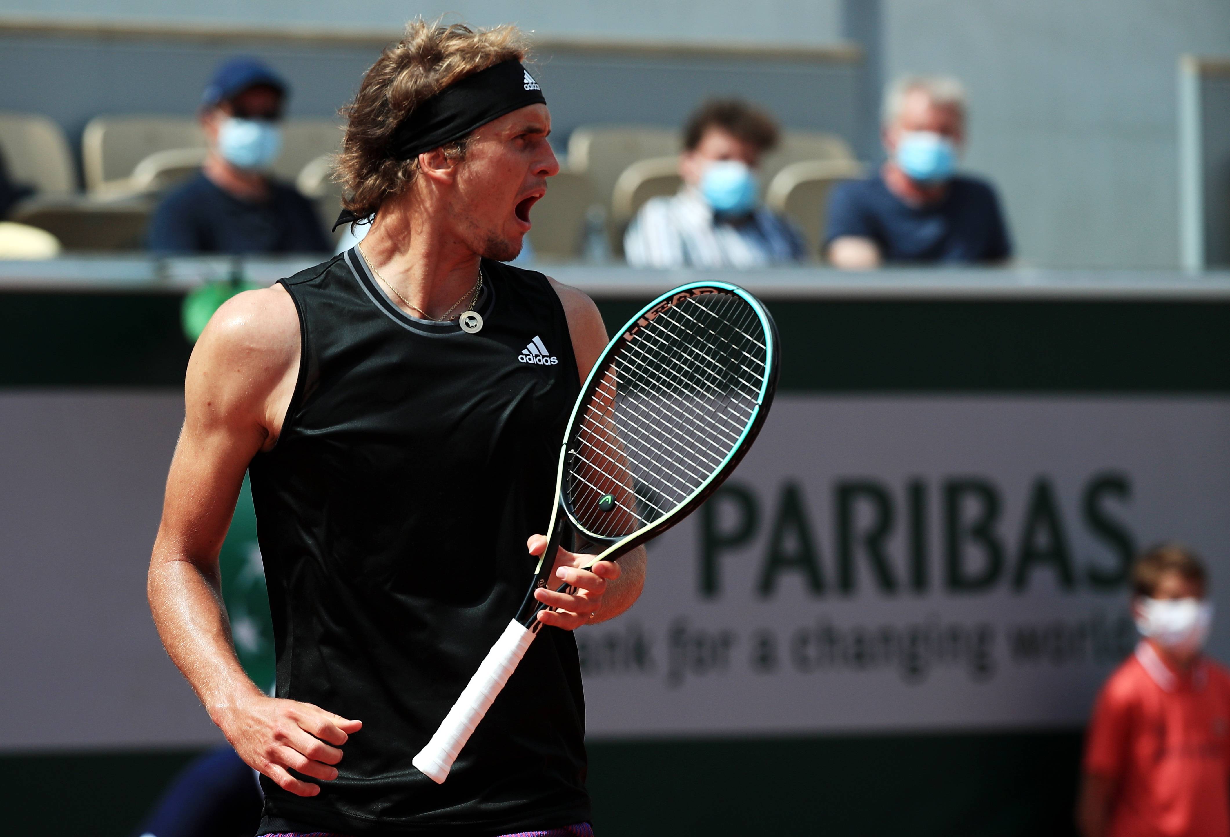 西班牙网球队绝杀法国网球队,兹维列夫关键制胜 西班牙网球队绝杀法国网球队,兹维列夫关键制胜