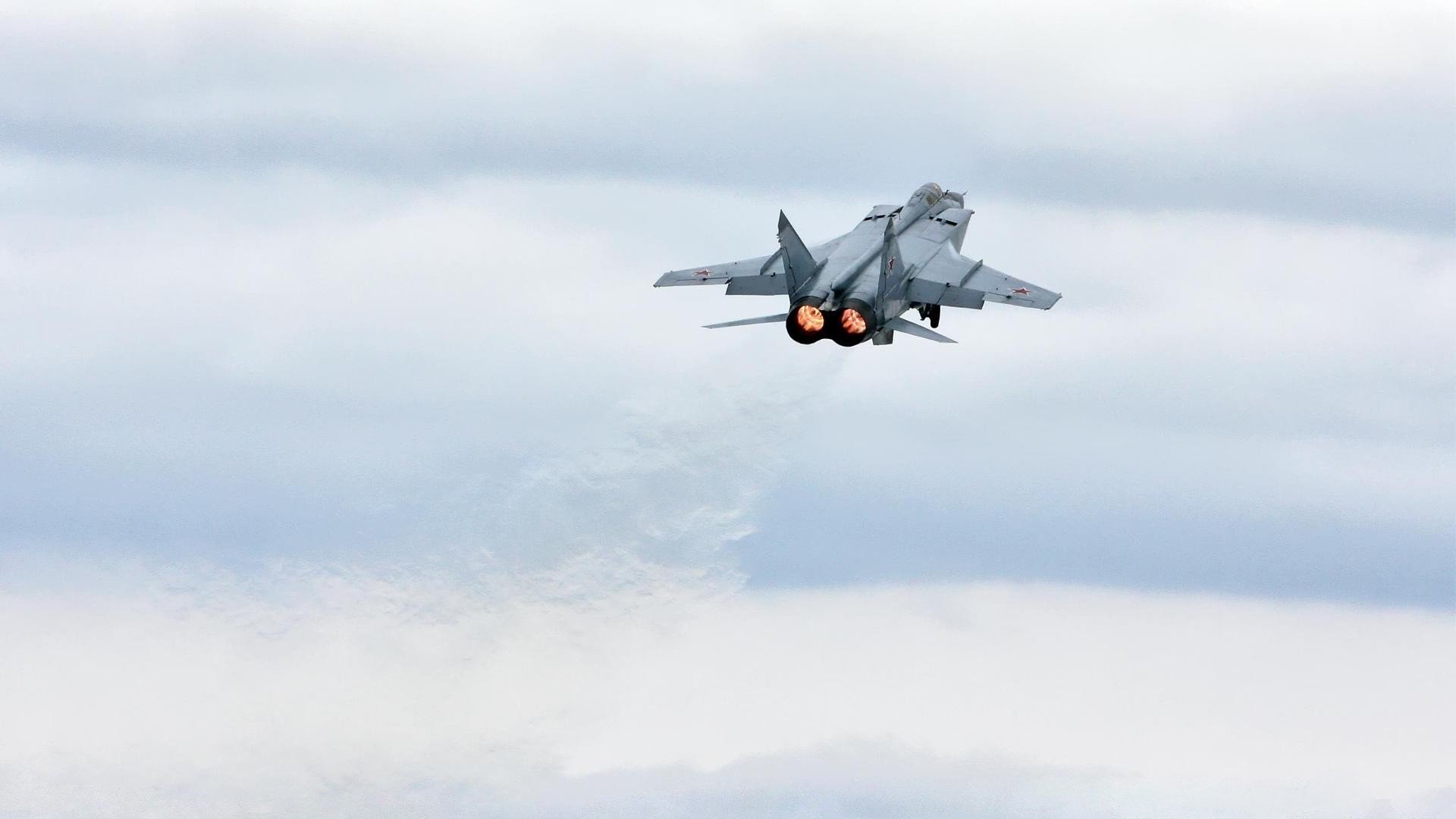 双城记，雷恩血拼里昂烽火连天，罗德里格NBA总决赛化身主宰